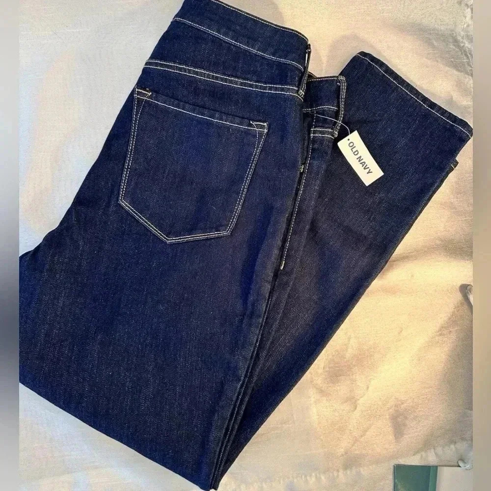2/40$ Brand New Old Navy Straight Leg Size 14 Short Women’s Jeans